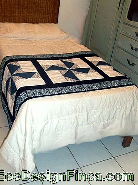 Patchwork kobber tæppe seng