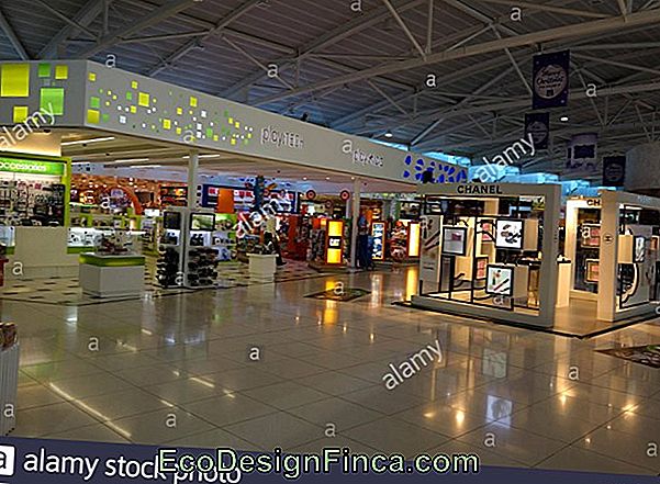 Avec Calcul Des Taxes Dans Les Boutiques Hors Taxes Avec Calcul Des Taxes Dans Les Boutiques Hors Taxes