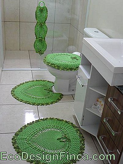 set de salle de bain vert
