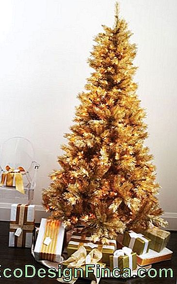 El árbol de Navidad Dorado - 20 Ideas Chiquerrimas de Decoración!: dorado