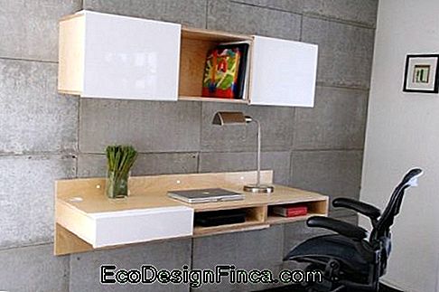 Enkel til soveværelser og kontorer, der matcher det hængende skab installeret ovenfor