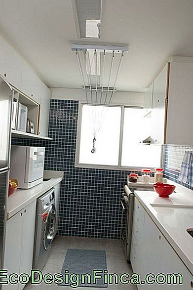 Un esperto può pianificare la tua cucina vicino alla lavanderia in modo strategico