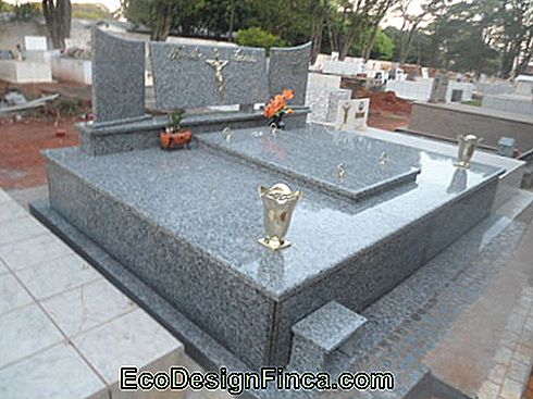 modele de morminte - granit