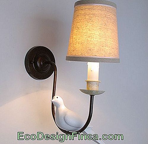 wall-reading lamp