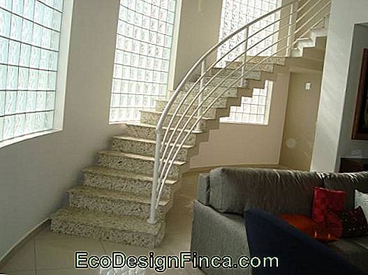 Culori de granit pentru scări moderne curate