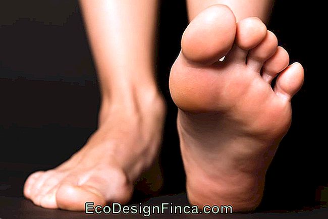 How To Prevent And Relieve Foot Pain