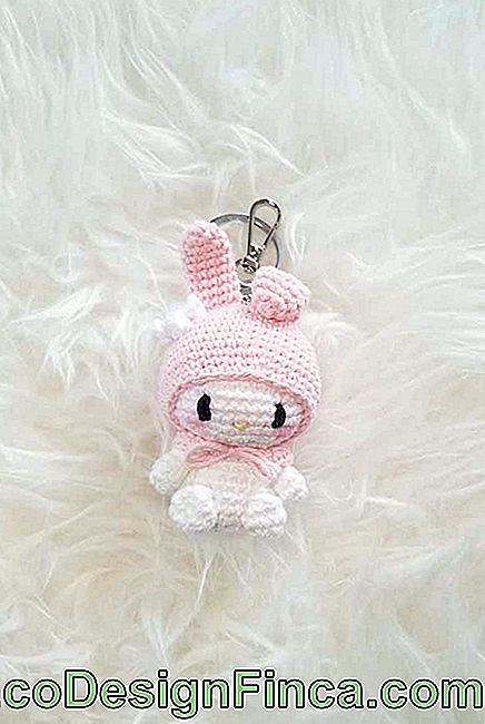 Amigurumi do noszenia w formacie pęku kluczy