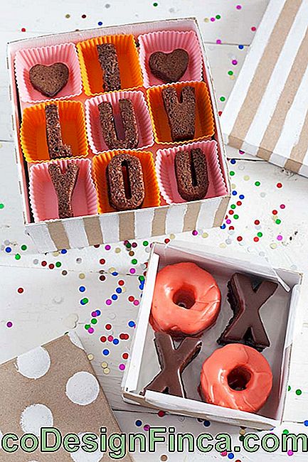 Party in the box with letter cake