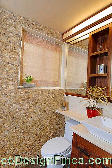 Dieses Badezimmer gewann die Gesellschaft der Wand, die durch canjiquinha strukturiert wurde
